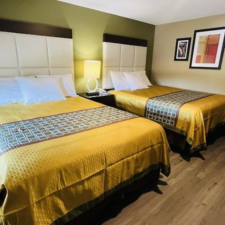 Deluxe Inn & Suites By Oyo Miami Ok Экстерьер фото