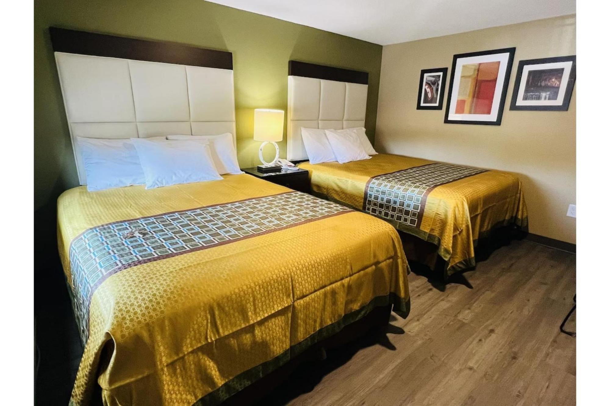Deluxe Inn & Suites By Oyo Miami Ok Экстерьер фото